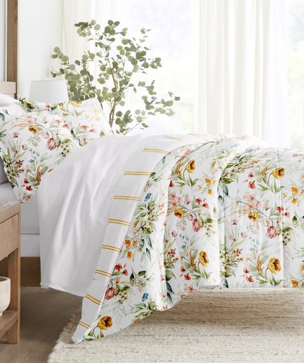 Chintz Floral Reversible Down-Alternative Comforter Set