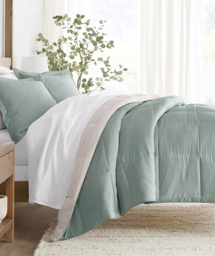Reversible Down-Alternative Comforter Set