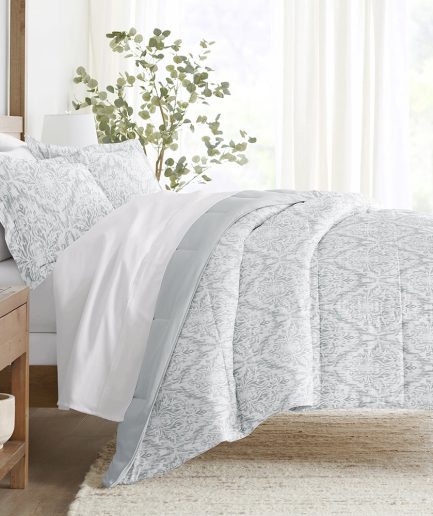 English Countryside Reversible Down-Alternative Comforter Set